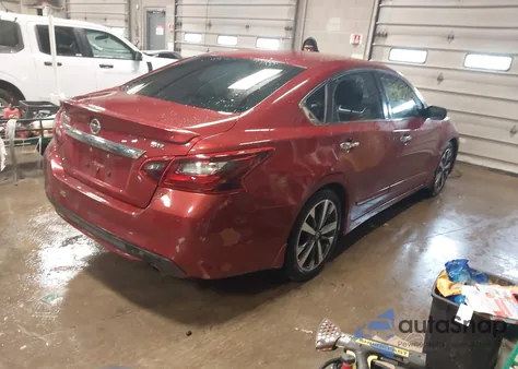2017 Nissan Altima 2.5 Sr из США, поврежденный, VIN 1N4AL3AP9HC135034